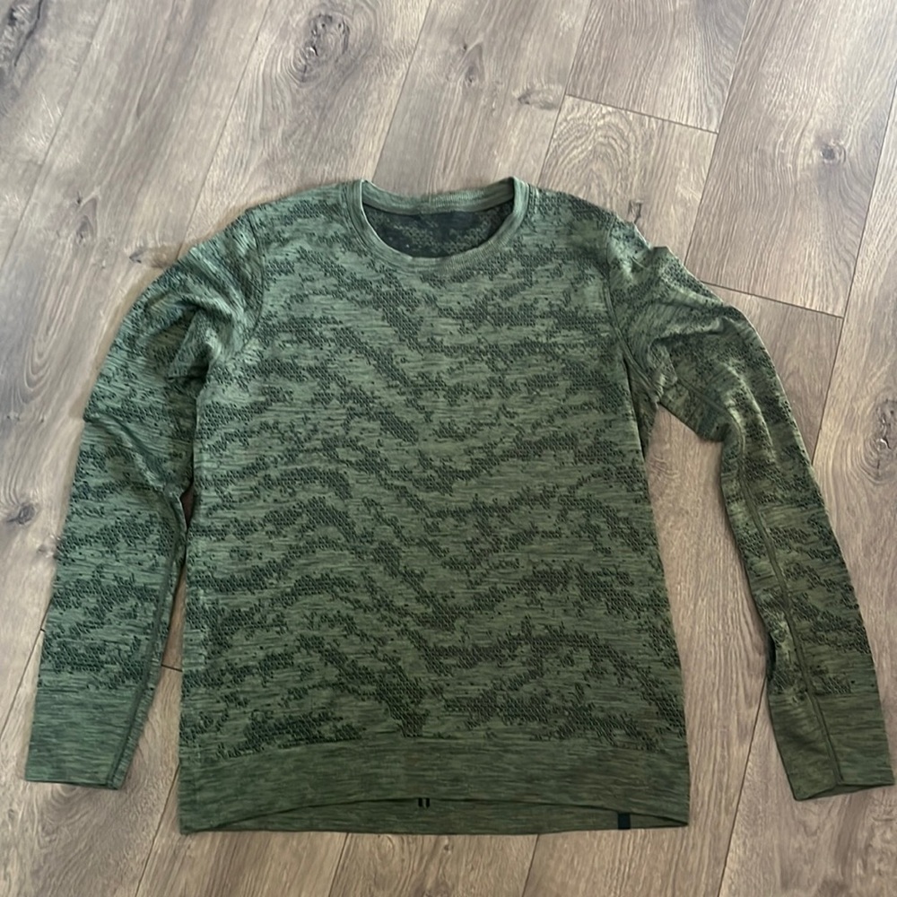 lululemon athletica Green Long Sleeve Crew Pullover 6